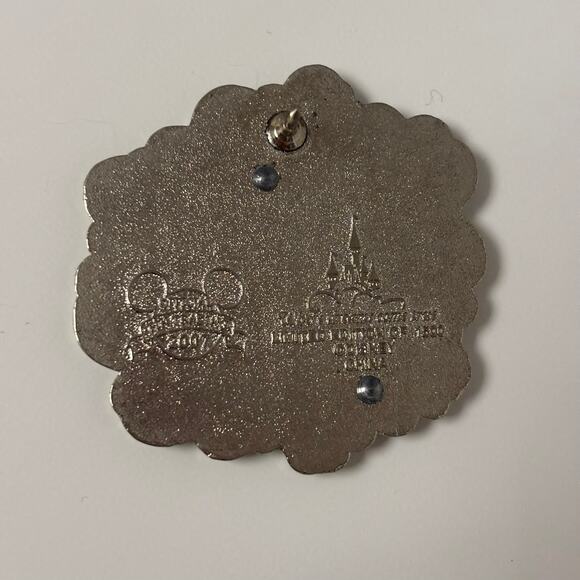 Disney Years of a Million Dreams Cheshire LE 1500 Pin - Picture 2 of 2